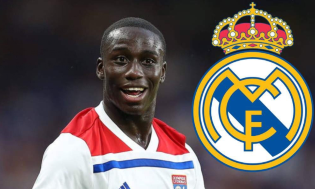 关于皇马中场大将荷兰飞翼表现稳定的信息 关于皇马中场大将荷兰飞翼表现稳定的信息