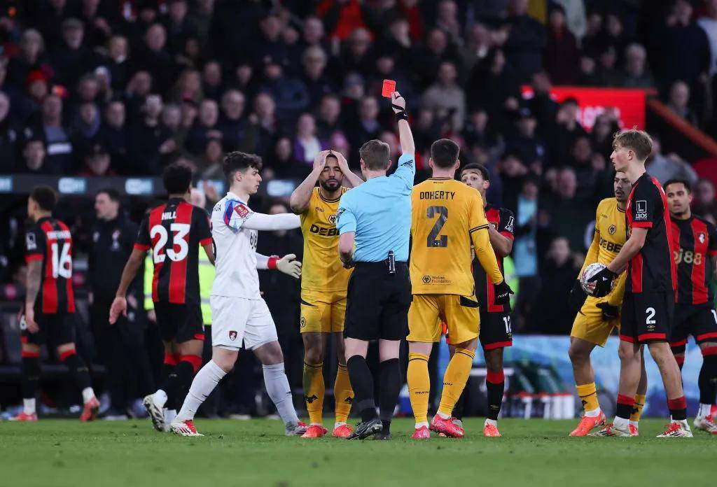 开云体育app-阿森纳客场险胜狼队，争夺欧冠资格的简单介绍