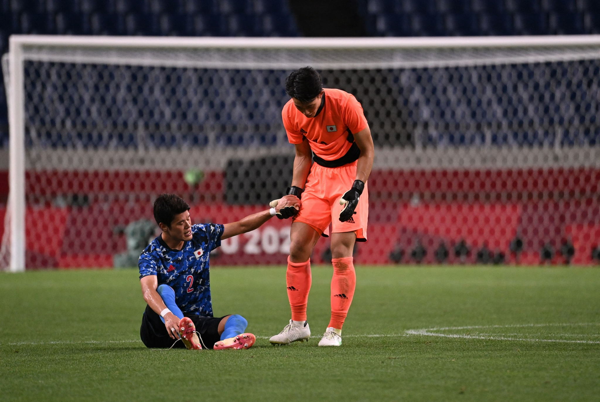 包含球赛结果令人意外,劲敌相遇的词条 包含球赛结果令人意外,劲敌相遇的词条