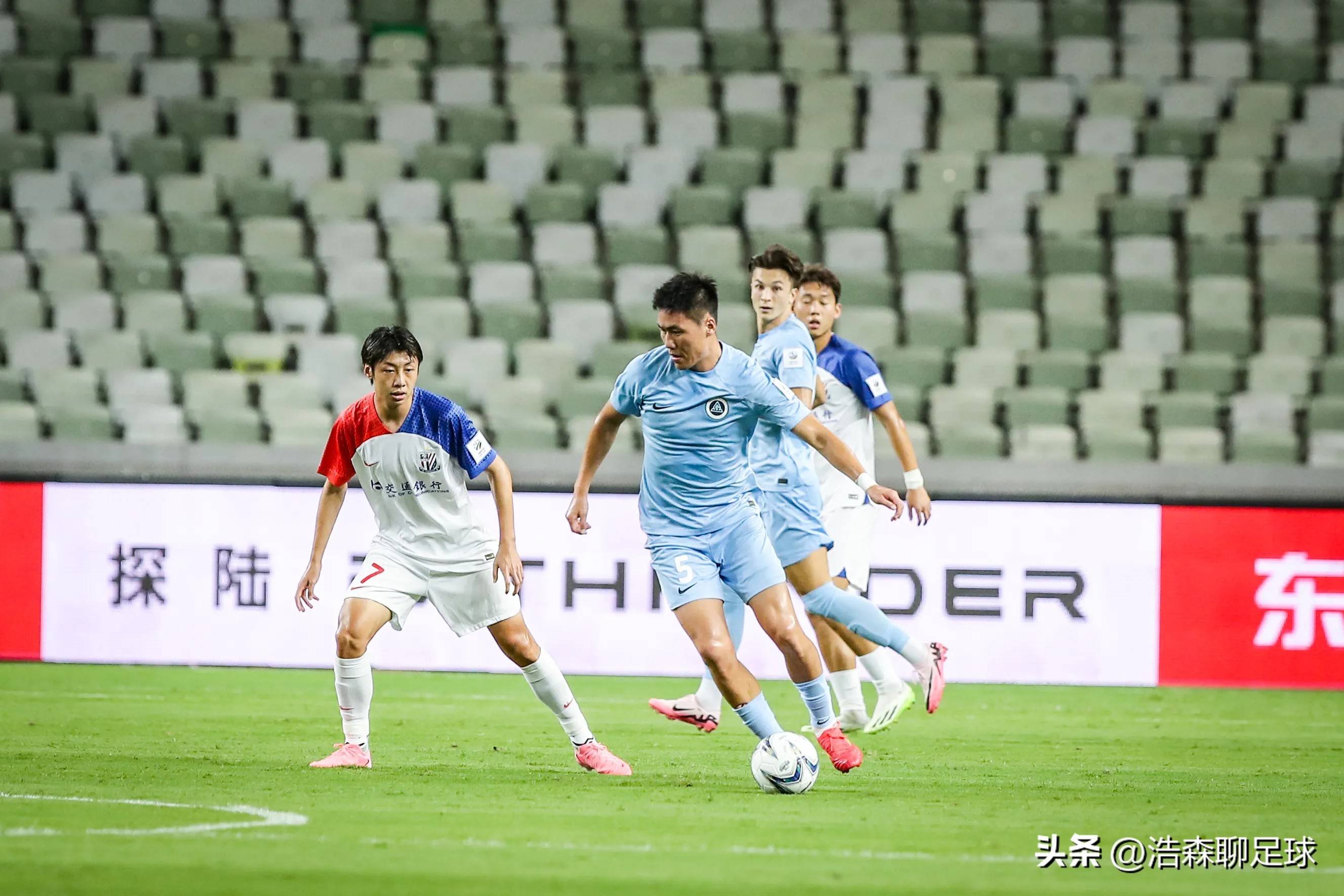 关于强强交锋,中超联赛场上风云再起的信息 关于强强交锋,中超联赛场上风云再起的信息