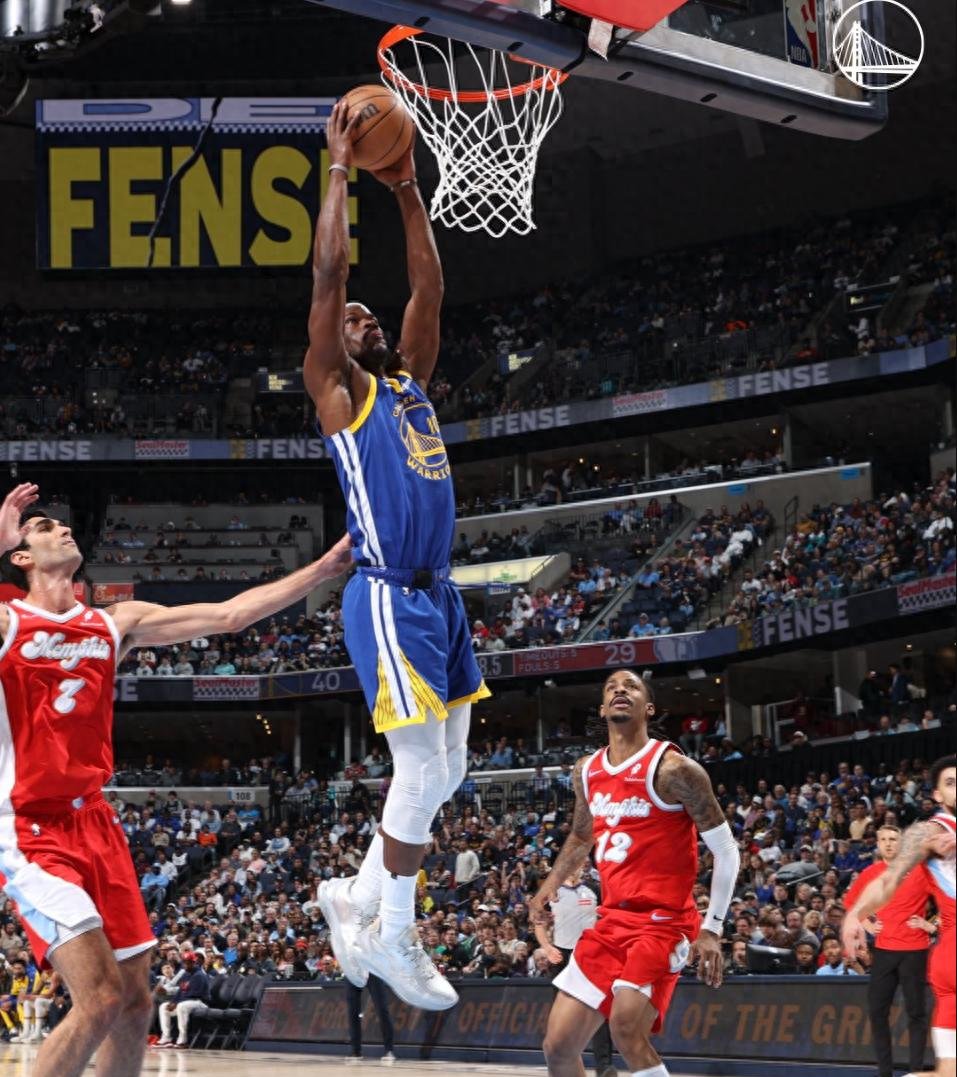 勇士再胜灰熊，取得四连胜