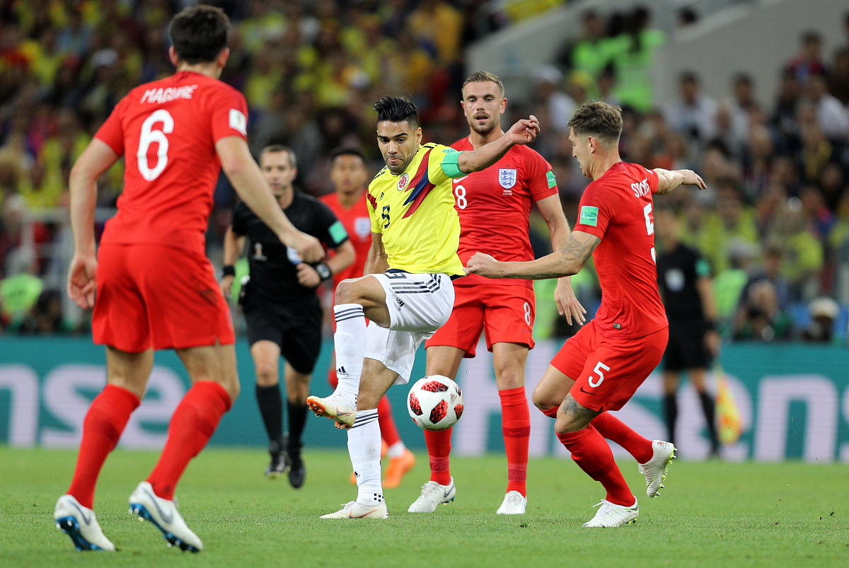 开云体育登录-欧预赛比赛场上球员意志坚定，力争胜利的简单介绍