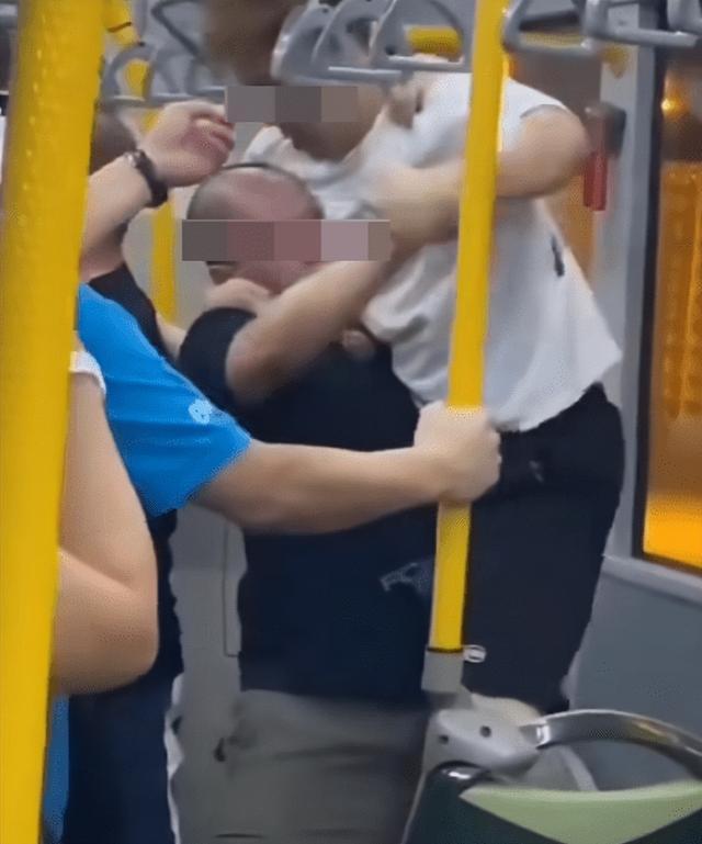 关于场面火爆无限压力，双方实力不相伯仲的信息