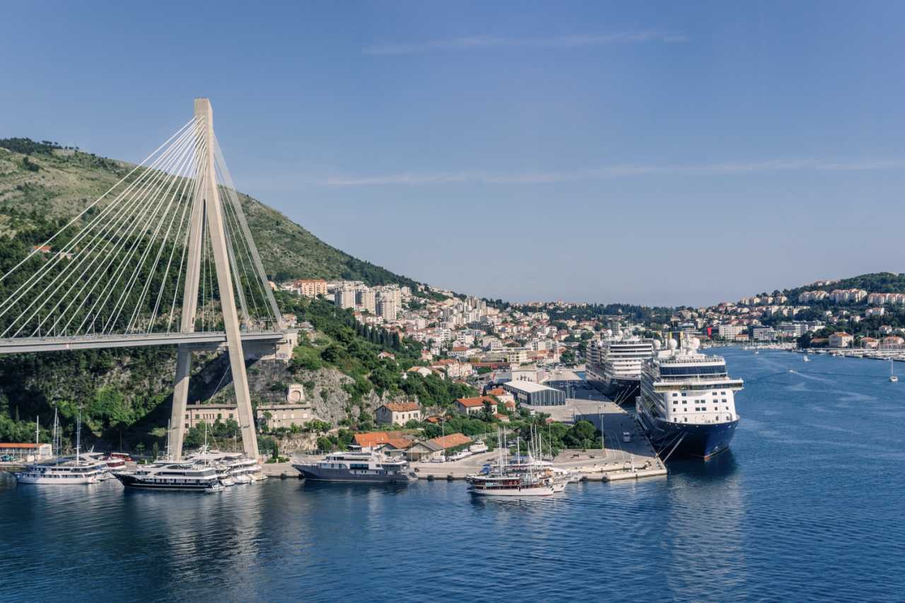 包含克罗地亚逆袭斯洛文尼亚,晋级实力浮现的词条 包含克罗地亚逆袭斯洛文尼亚,晋级实力浮现的词条