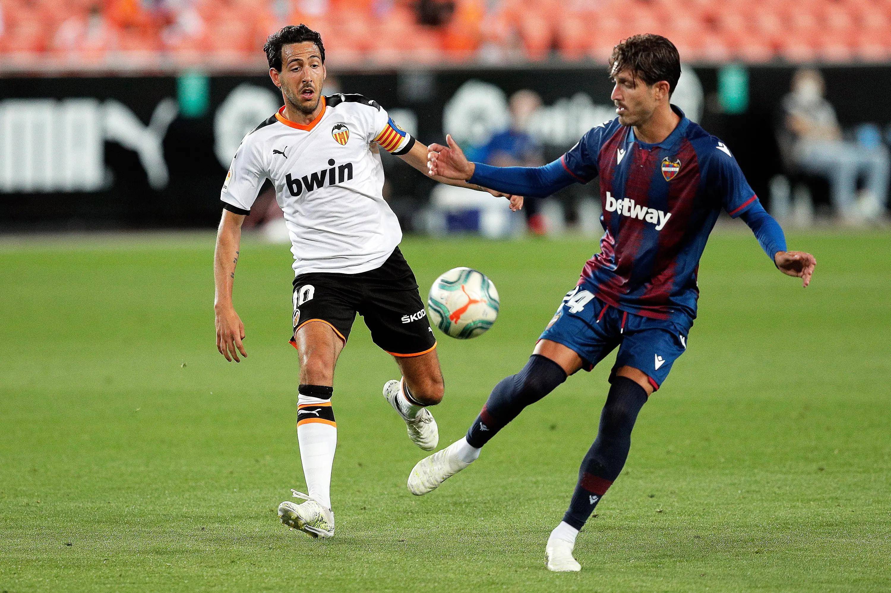 格拉纳达连续不败,球队状态火热!的简单介绍 格拉纳达连续不败,球队状态火热!的简单介绍