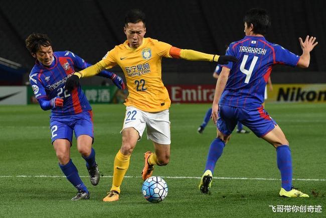 包含皇家社会客场险胜,守住榜首位置的词条 包含皇家社会客场险胜,守住榜首位置的词条