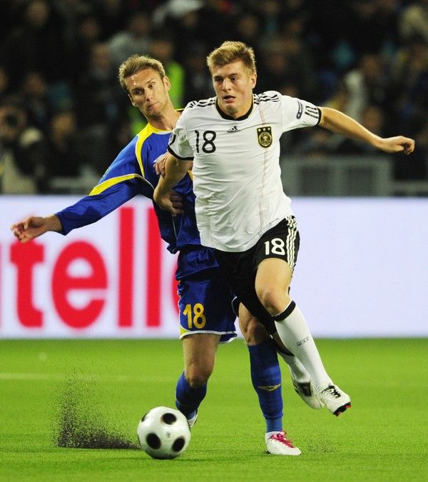 欧洲杯预选赛的精彩瞬间 欧洲杯预选赛的精彩瞬间