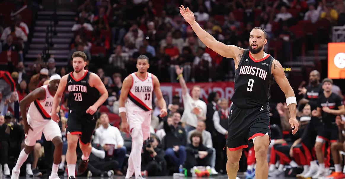 火箭主场大胜,全队火力全开轻取胜利 火箭主场大胜,全队火力全开轻取胜利