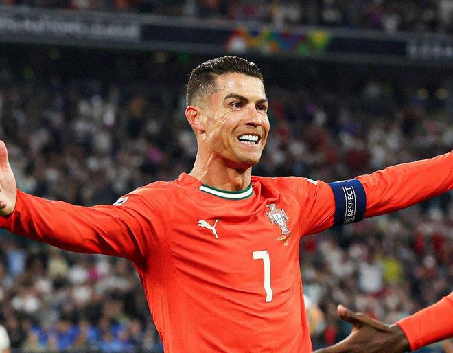 乒乓球明星C罗将夺冠的简单介绍