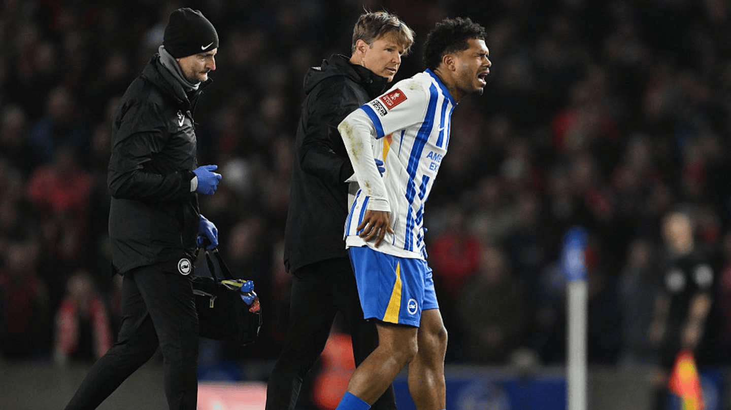 开云平台-包含阿斯顿维拉客场连败，英超保级艰难的词条