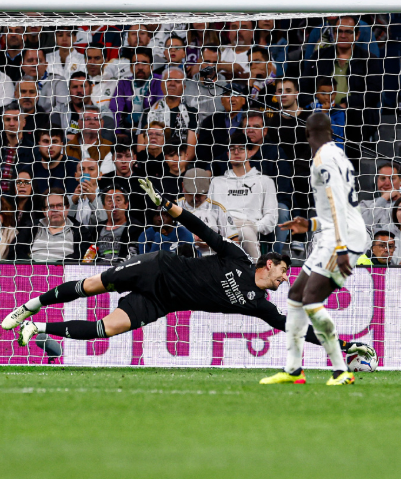 皇家马德里客场逼平塞维利亚,保持不败战绩的简单介绍 皇家马德里客场逼平塞维利亚,保持不败战绩的简单介绍