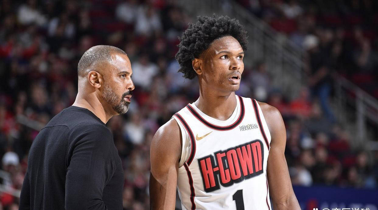 俄罗斯女队球员荣获联赛最有价值球员称号