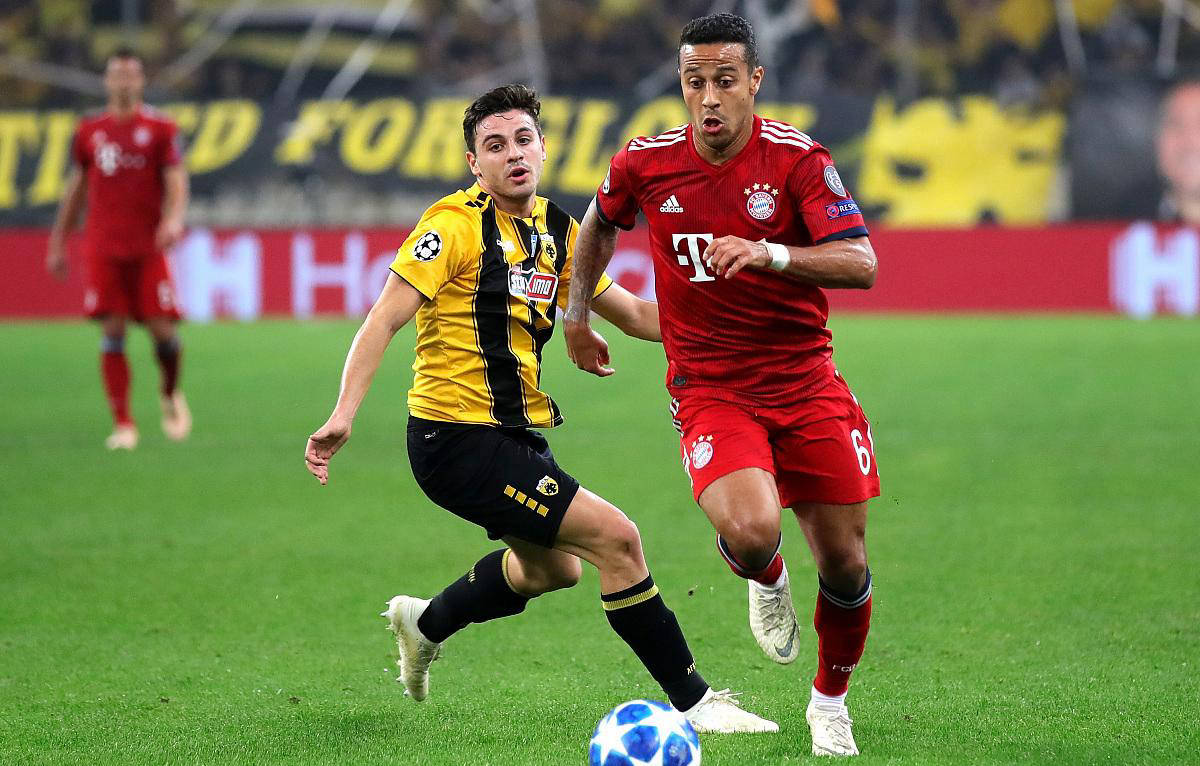 拜仁慕尼黑全面发威,稳坐榜首 拜仁慕尼黑全面发威,稳坐榜首