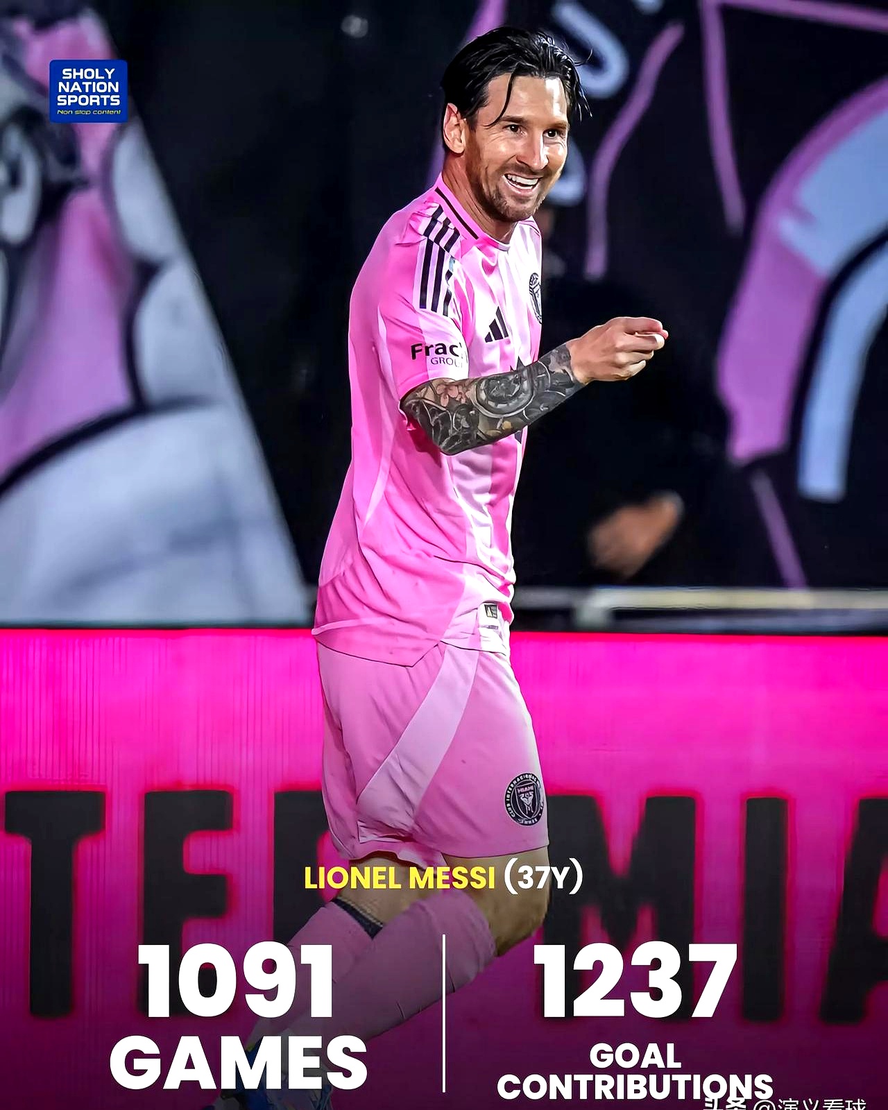 开云下载-梅西梅开二度，巴萨轻取欧冠胜利