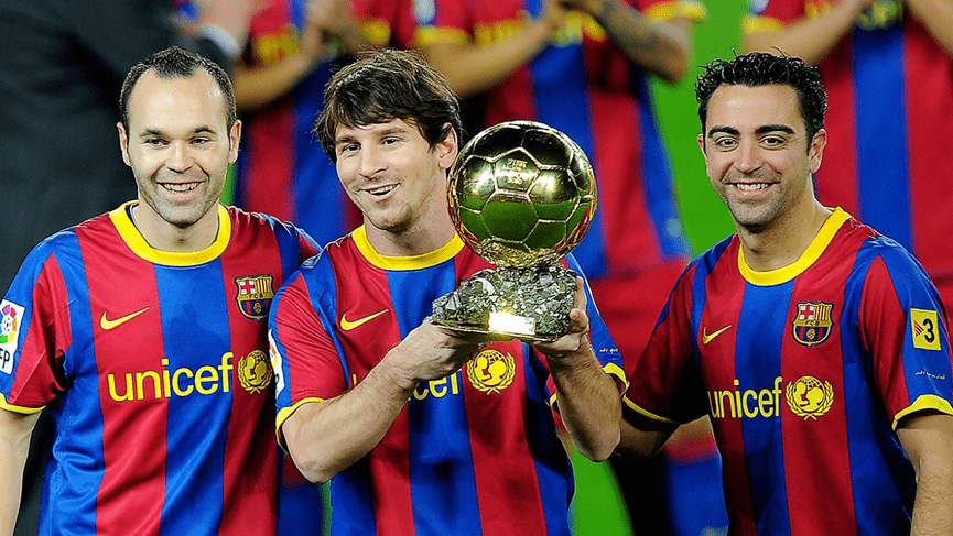 梅西梅开二度，巴萨轻取欧冠胜利