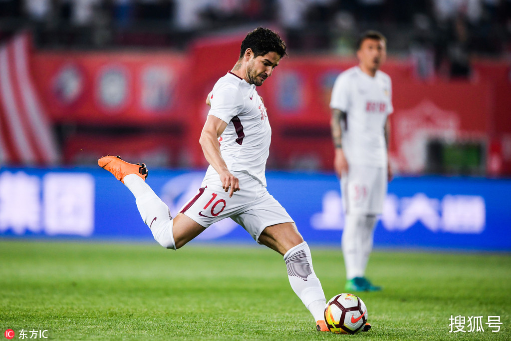 开云体育APP下载-实德主场战胜权健，取得本赛季第一场胜利