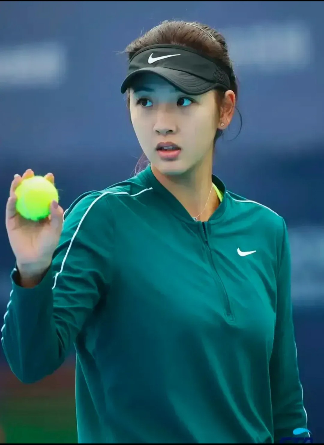 关于波澜壮阔英姿飒爽,女单网球运动员尽业展风采的信息 关于波澜壮阔英姿飒爽,女单网球运动员尽业展风采的信息