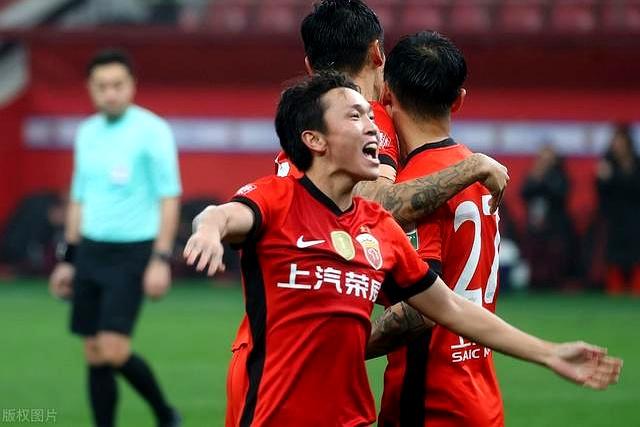 包含上港实现对手逆转,继续领跑积分榜的词条 包含上港实现对手逆转,继续领跑积分榜的词条