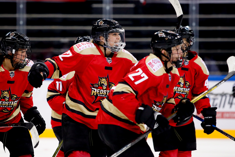 关于连胜势头难挡！冰球豪取十连胜的信息